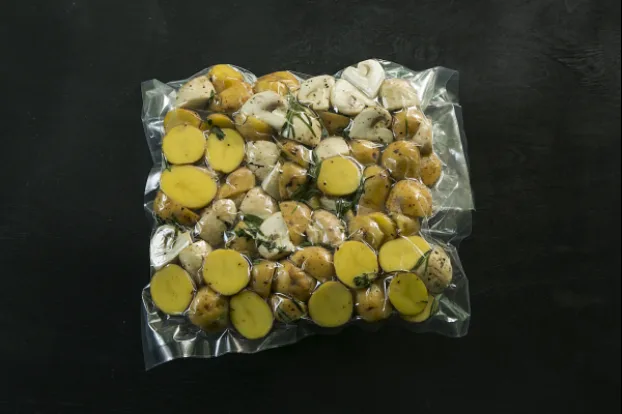 Картофель Бэйби и шампиньоны с розмарином (в вакууме)