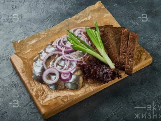 Мужское плато с сельдью